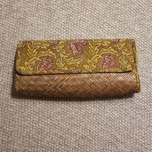 ***SOLD***Clutch